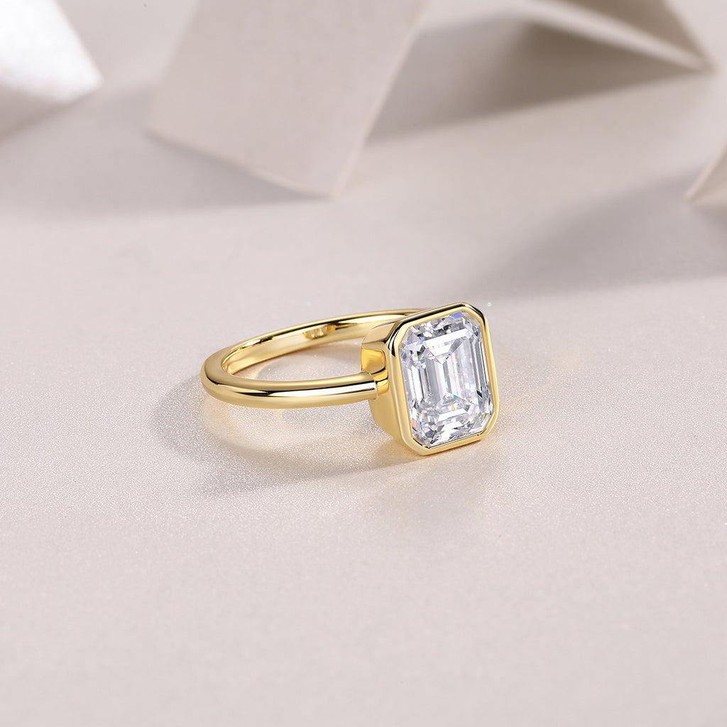 Emerald-Cut-Solitaire