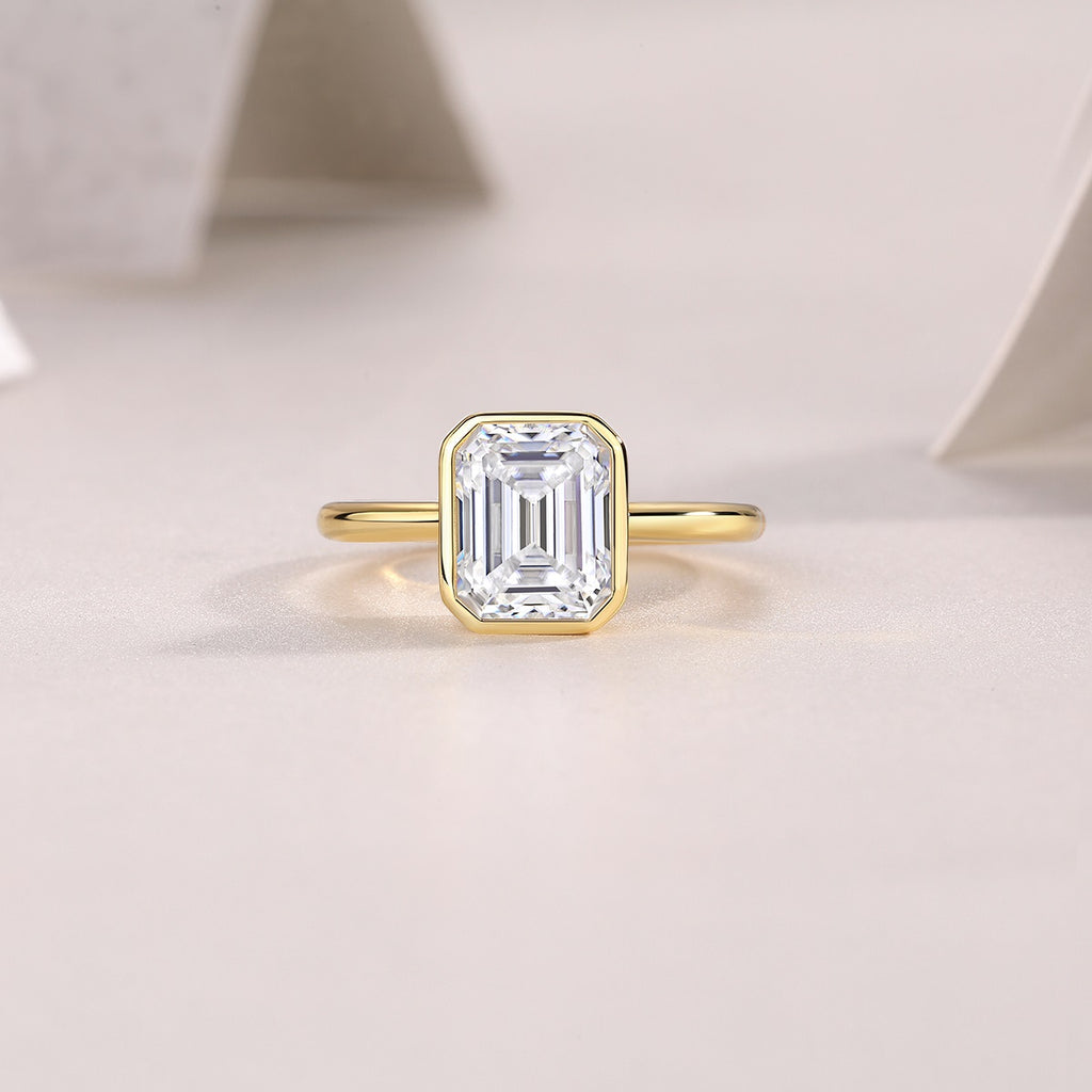 Emerald-Cut-Solitaire